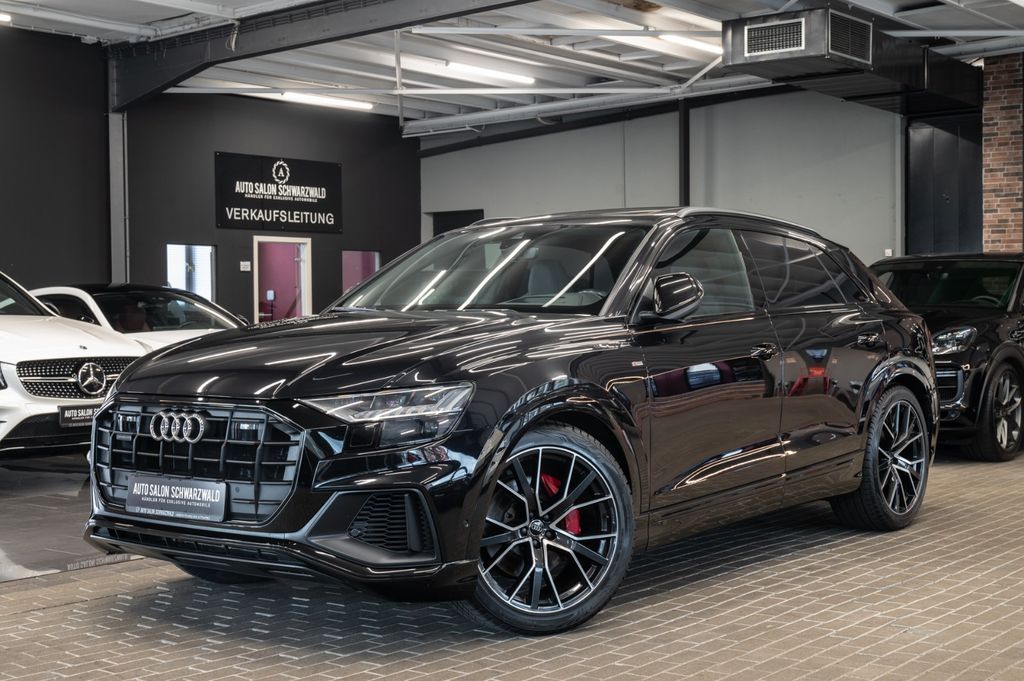 Image of Audi Q8