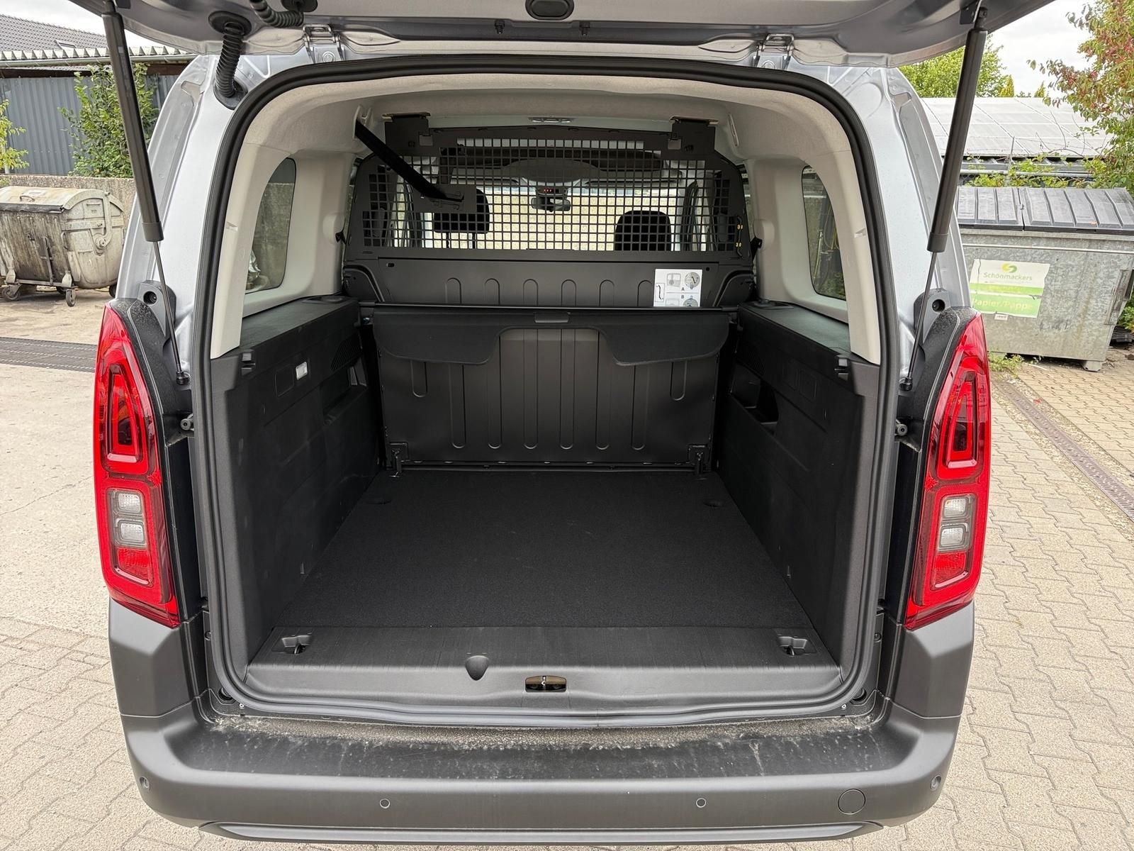 Fahrzeugabbildung Fiat Doblo Kombi L2 102 MT6