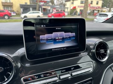 Fahrzeugabbildung Mercedes-Benz V 220d EDITION lang*Panorama*Totwinkel*2500kgAHK