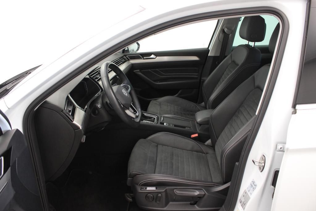 Volkswagen Passat Variant Elegance 2.0 TDI DSG RFK*PDC*Temp
