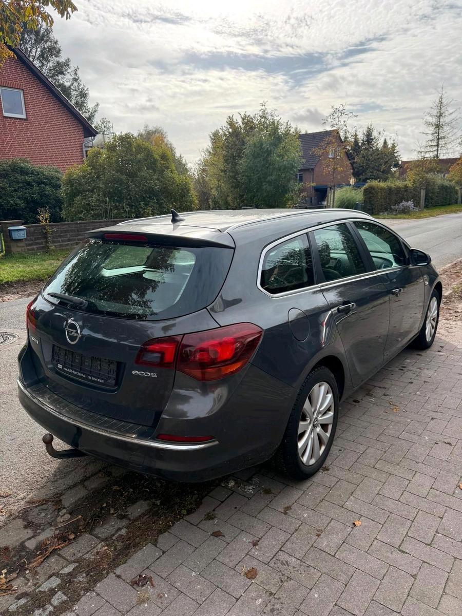Opel Astra 2015 — photo 5