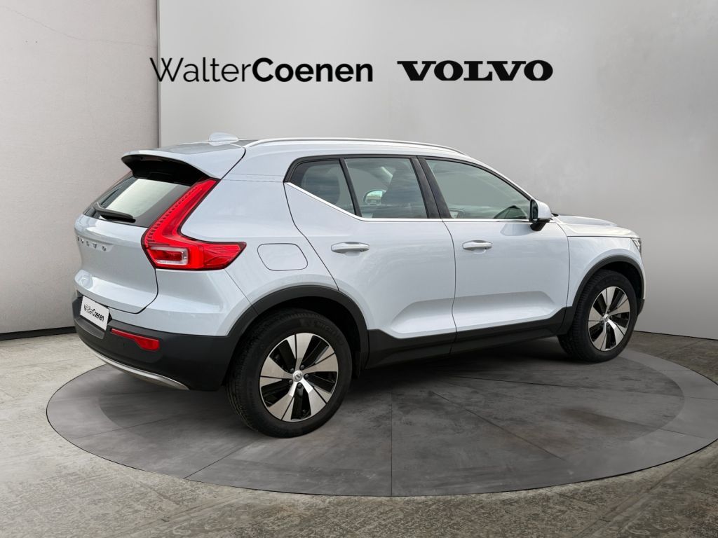 VOLVO XC40 T4 Recharge DKG Core, AHK, Winter-P. VOLVO XC40 T4 Recharge DKG Core, AHK, Winter-P.