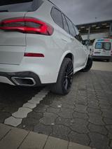 BMW X5 xDrive30d  M Sport Gestik-stg BMW Garantie - BMW X5 Gebrauchtwagen in Nürnberg