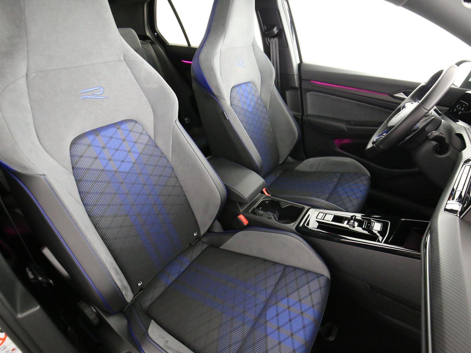 Volkswagen Golf - Bild 14