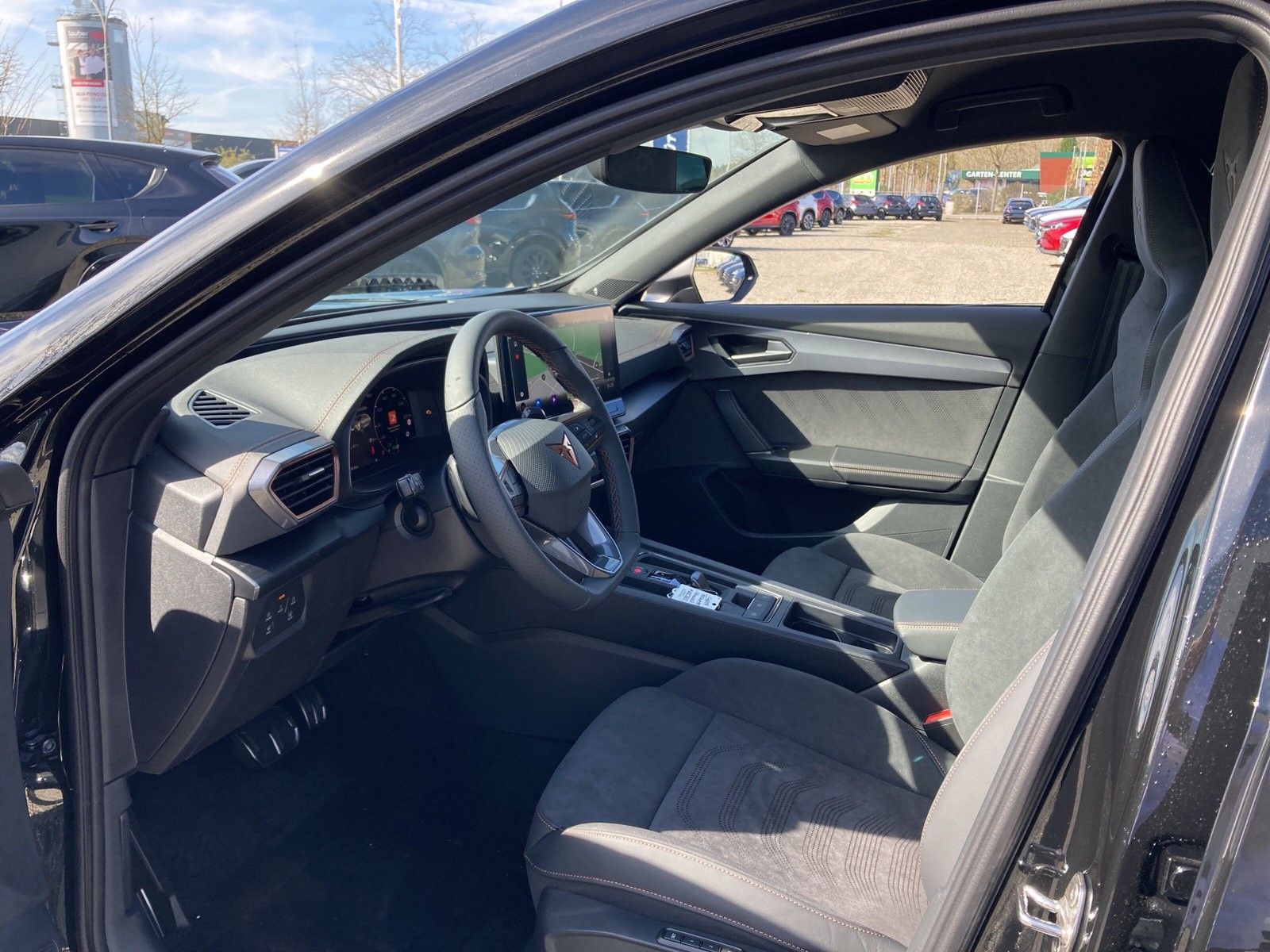 CUPRA Formentor VZ Tribe Edition 1.4 e-HYBRID DSG 180k - Image 7