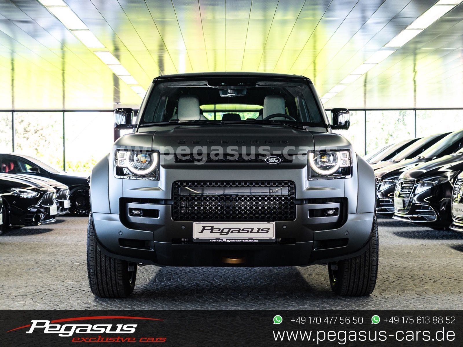 LAND ROVER Defender - 3