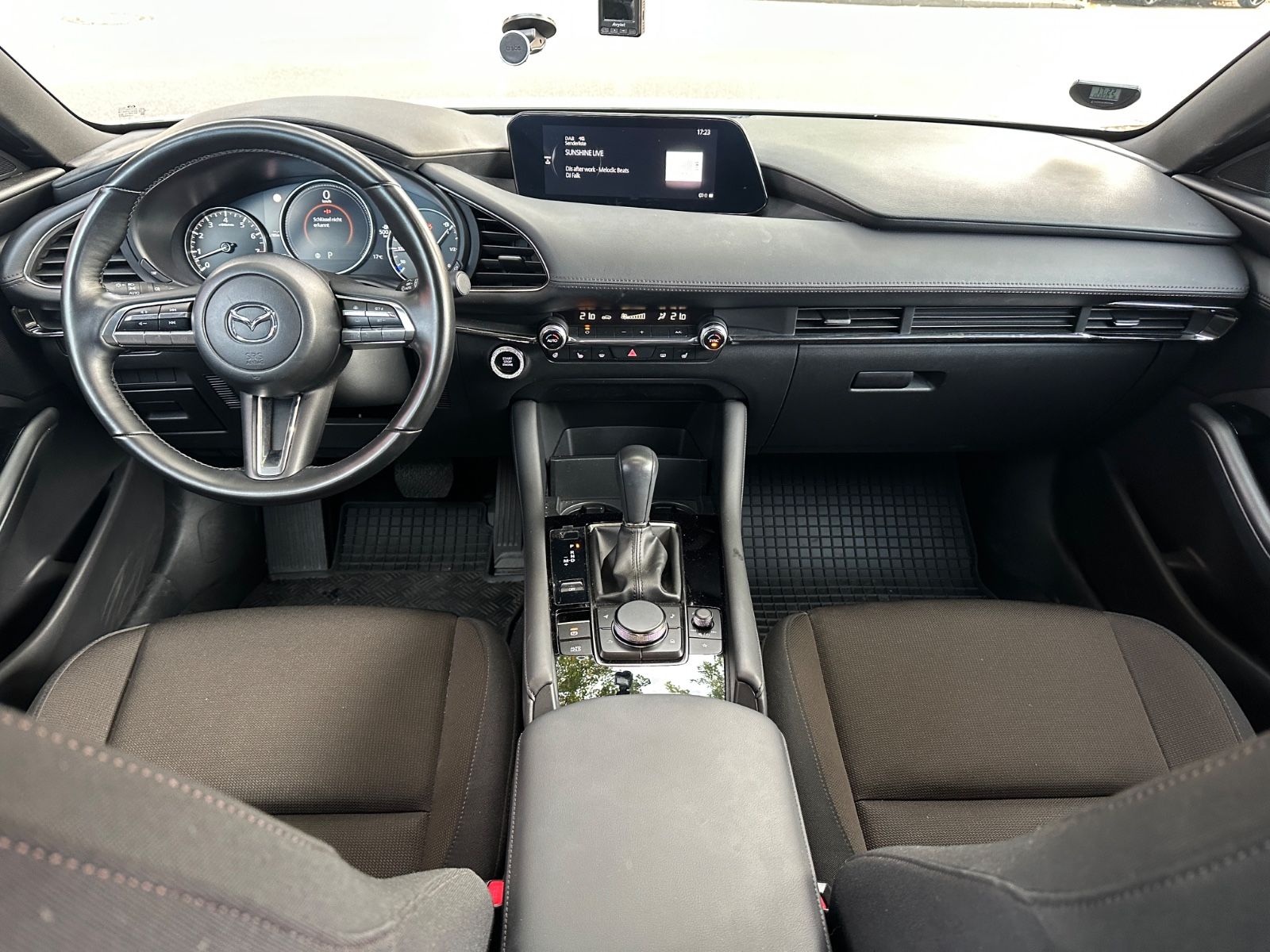 Fahrzeugabbildung Mazda 3 Homura*LED*APPLECAR*ACC*ALLTWETTER