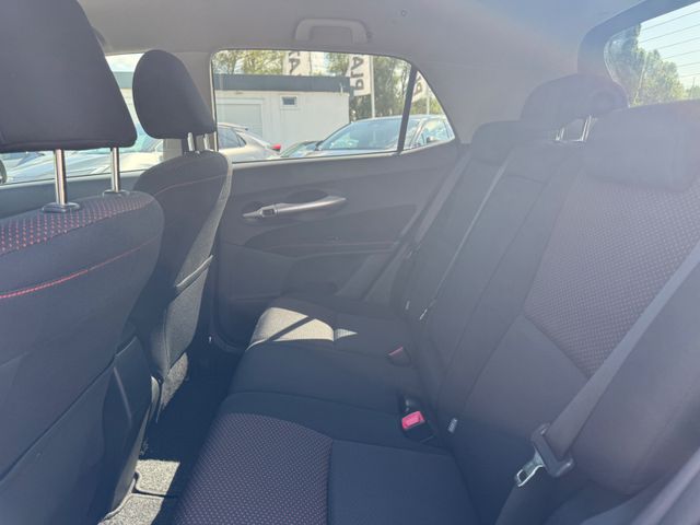 Toyota Auris Club