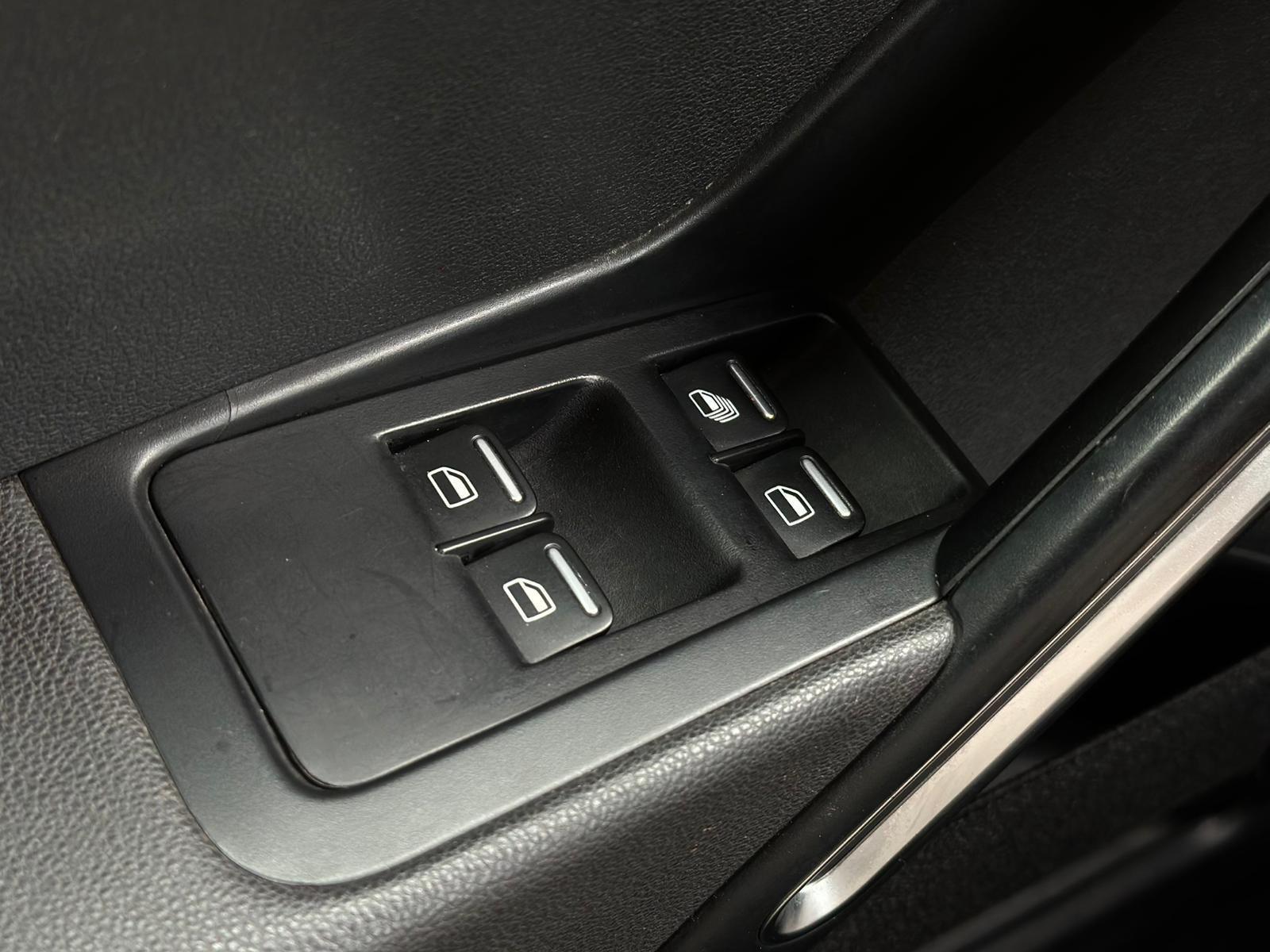 Volkswagen Coccinelle Cabriolet 2.0 TDI R-Line – Cuir – Navigation - Xenon