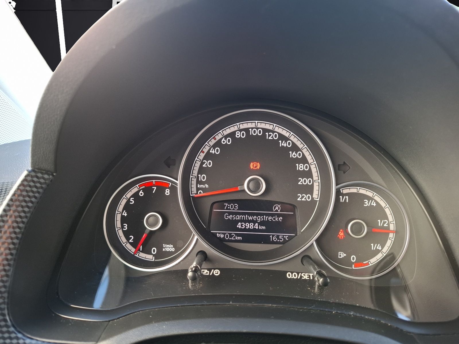 Fahrzeugabbildung Volkswagen up! 1.0 Klima DAB GRA RFK SH