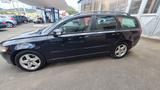 Volvo V50 Kombi 2.0 D Momentum - Volvo V50 Momentum mit Diesel-Antrieb