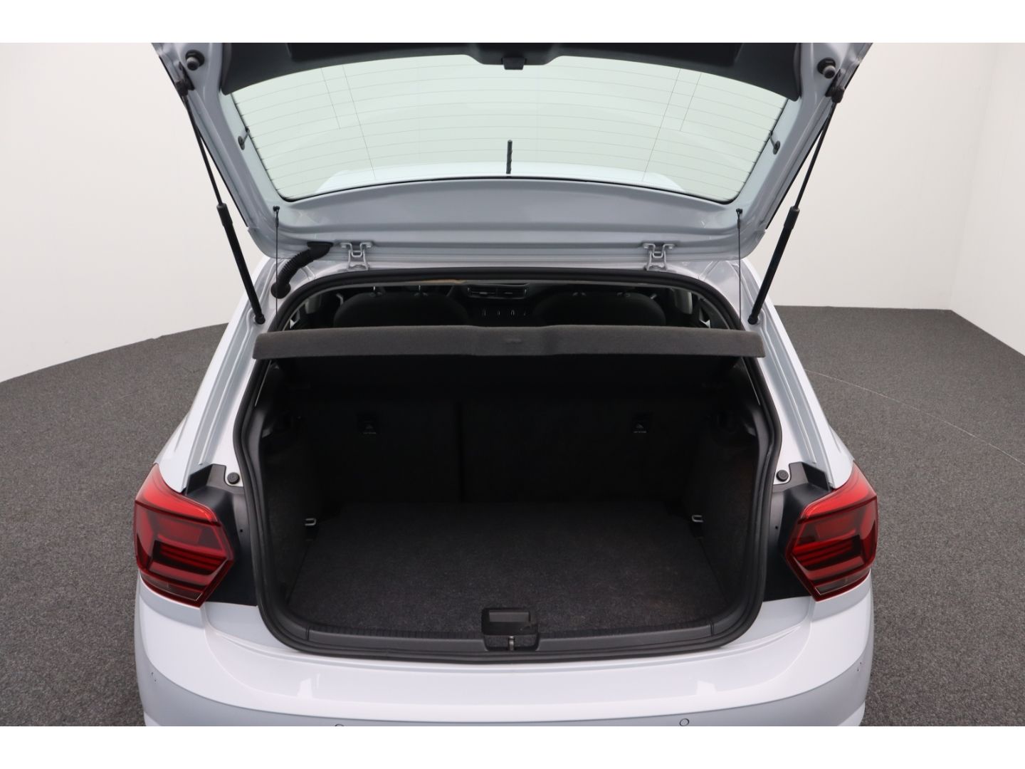 Fahrzeugabbildung Volkswagen Polo 1.0 VI Trendline Multifunktion SHZ