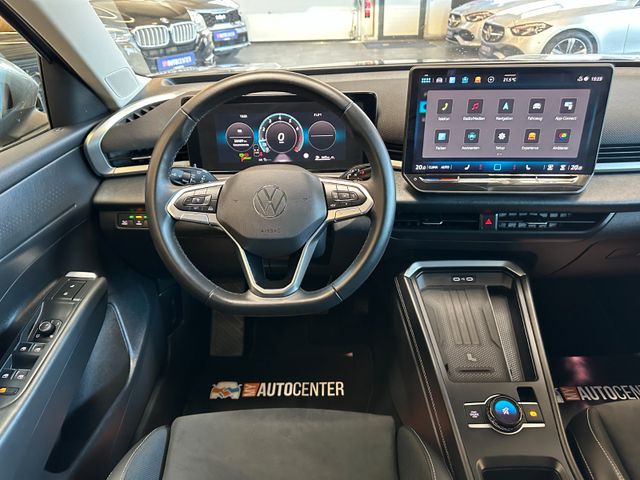 MYAUTOCENTER – Gebraucht- und Jahreswagen mit Werkstattservice in Pfaffenhofen Volkswagen T-Roc Style *1.HAND*19%MWST*ALCANTARA*CARPLAY*