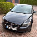 Volvo S40 2.4 Geartronic Momentum Momentum - Volvo S40: Von Privat