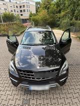 Mercedes-Benz Mercedes ML 350 - Mercedes-Benz ML 350 in Frankfurt (Main)