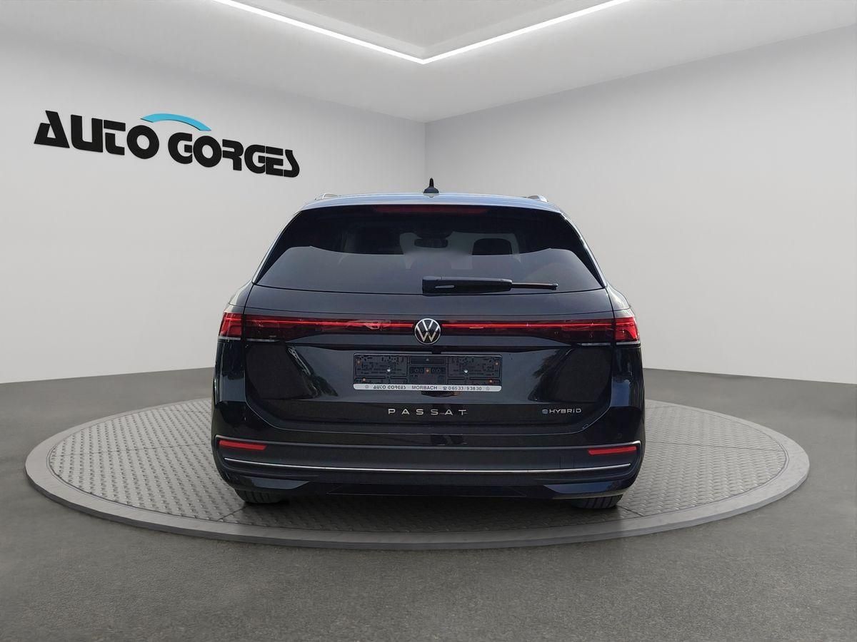 Volkswagen Passat - Bild 4