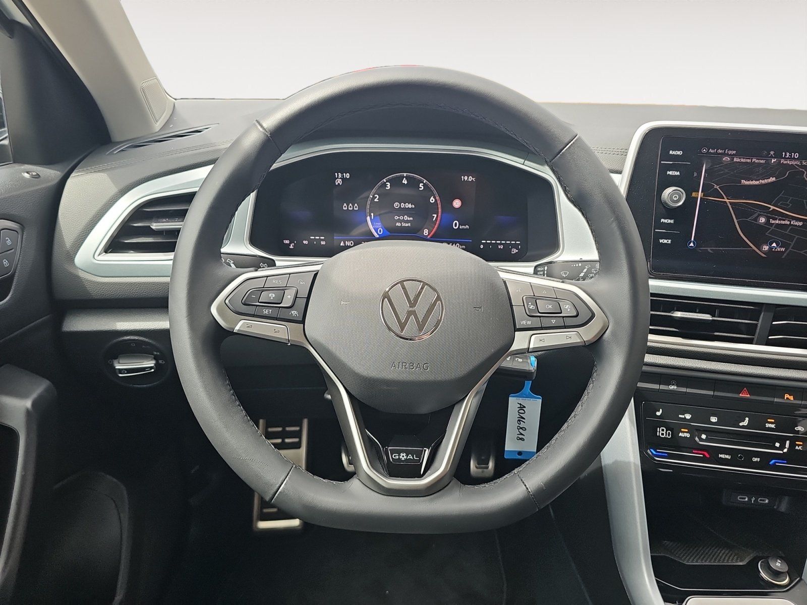 Volkswagen T-Roc - Bild 12