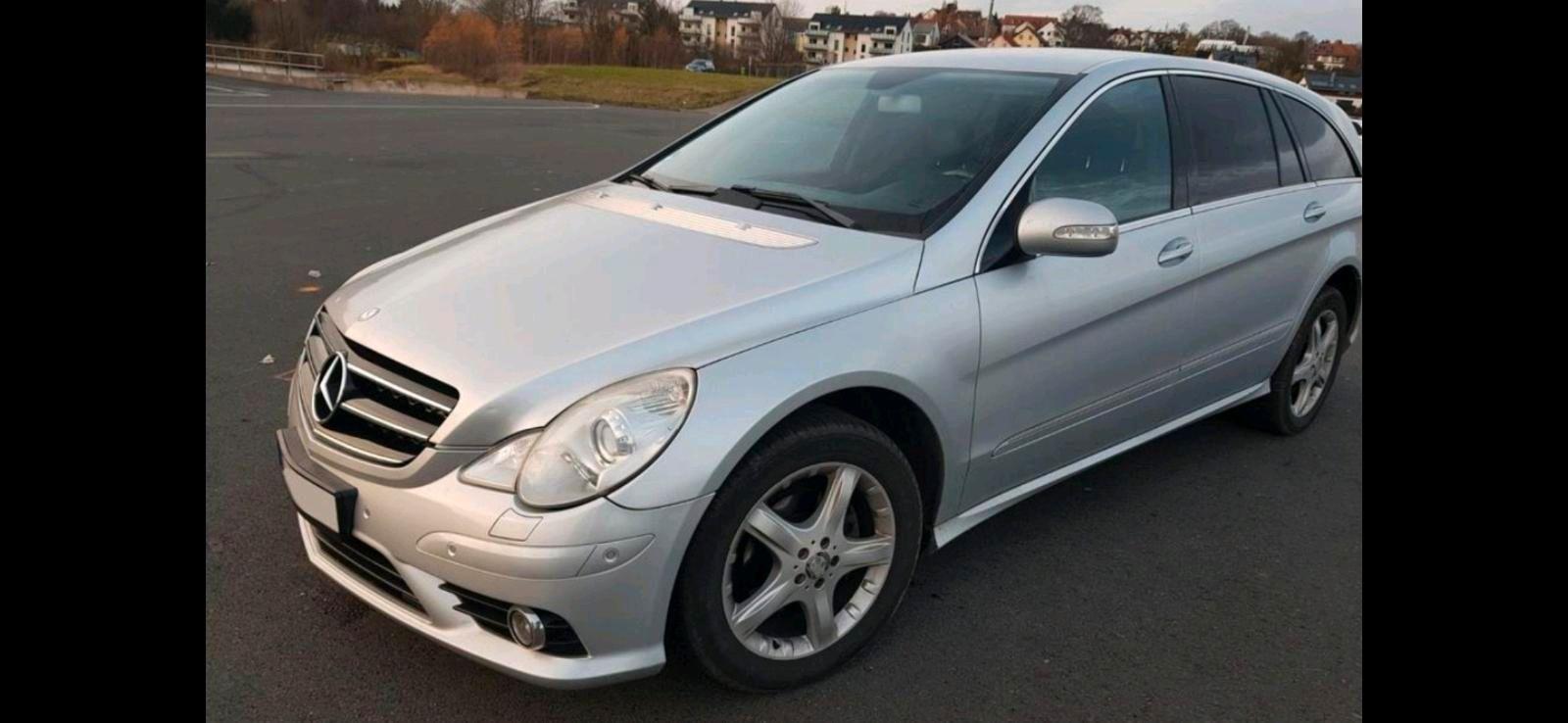 Mercedes-Benz R 320