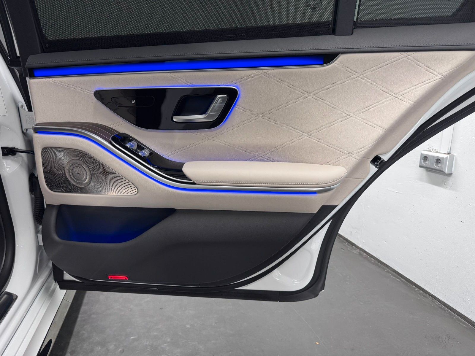 Fahrzeugabbildung Mercedes-Benz S 63 E Performance L *PANORAMA*MANUFAKTUR*