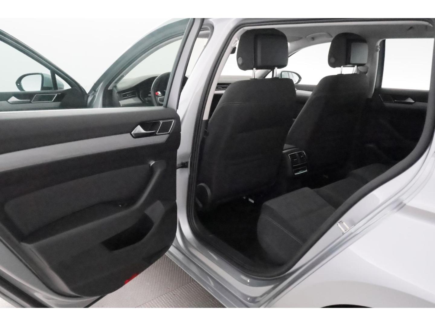 Volkswagen Passat 2.0TDI DSG Business+LED+VIRTUAL, миниатюра 11