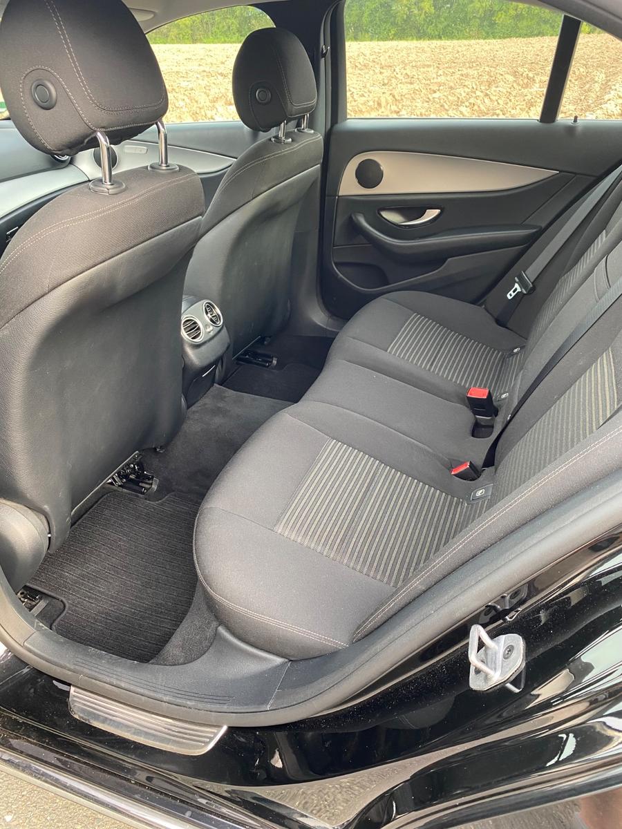 Mercedes-Benz E 220 d Autom. - Standheizung AHK