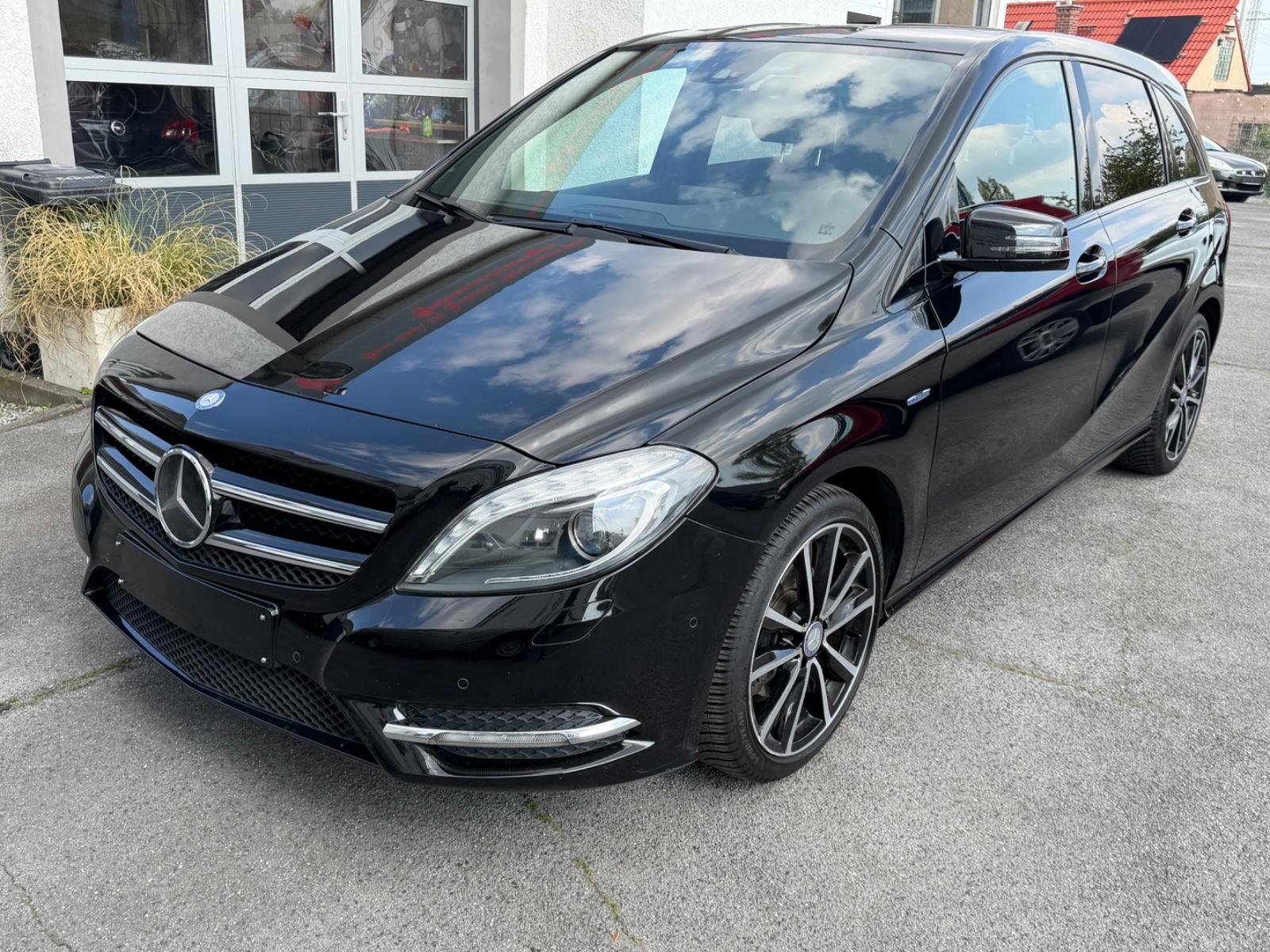 Mercedes-Benz B 180 Edition 1 Sitzeinstellung mit Memory-Funkt