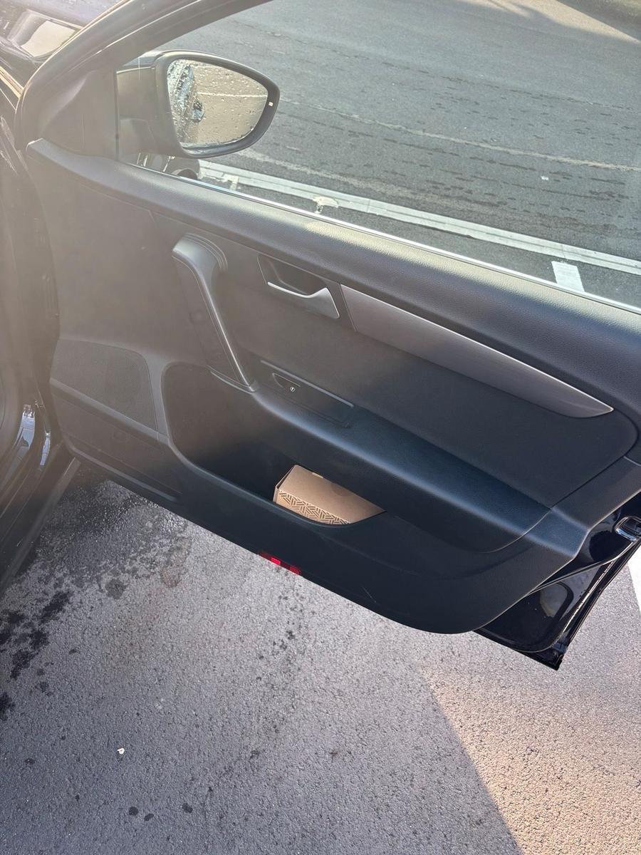 Volkswagen Passat 2013 — photo 12