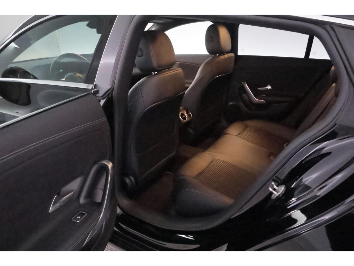 Mercedes-Benz CLA 7G-DCT Progressive+NAVI, миниатюра 16