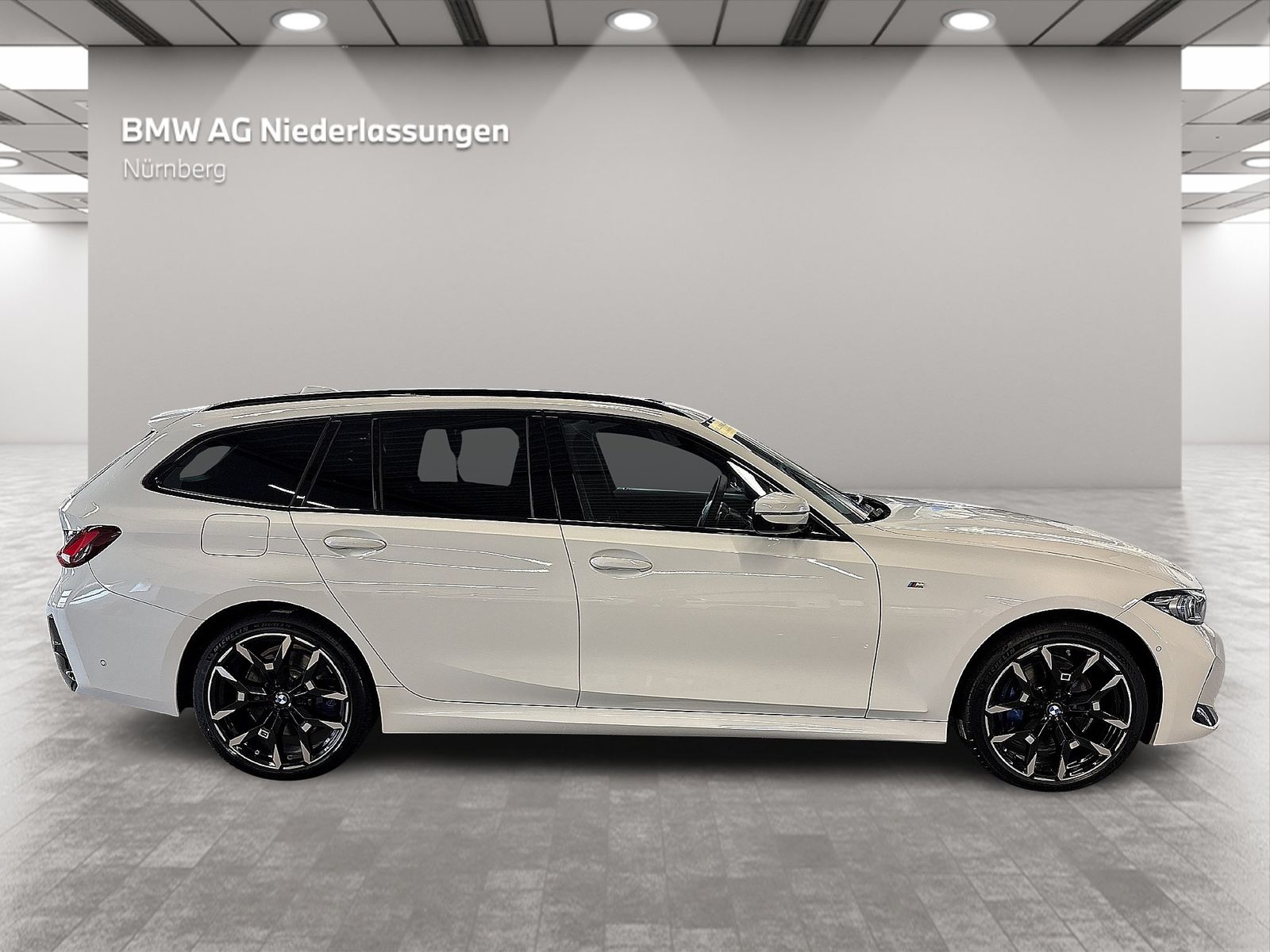 BMW 330 - Bild 2