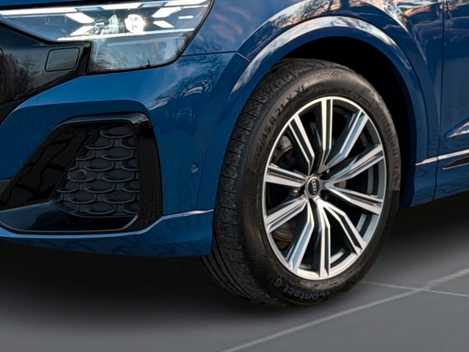 Audi Q8 50 TDI quattro S line 21"  Valcona B&O Laser foto 6