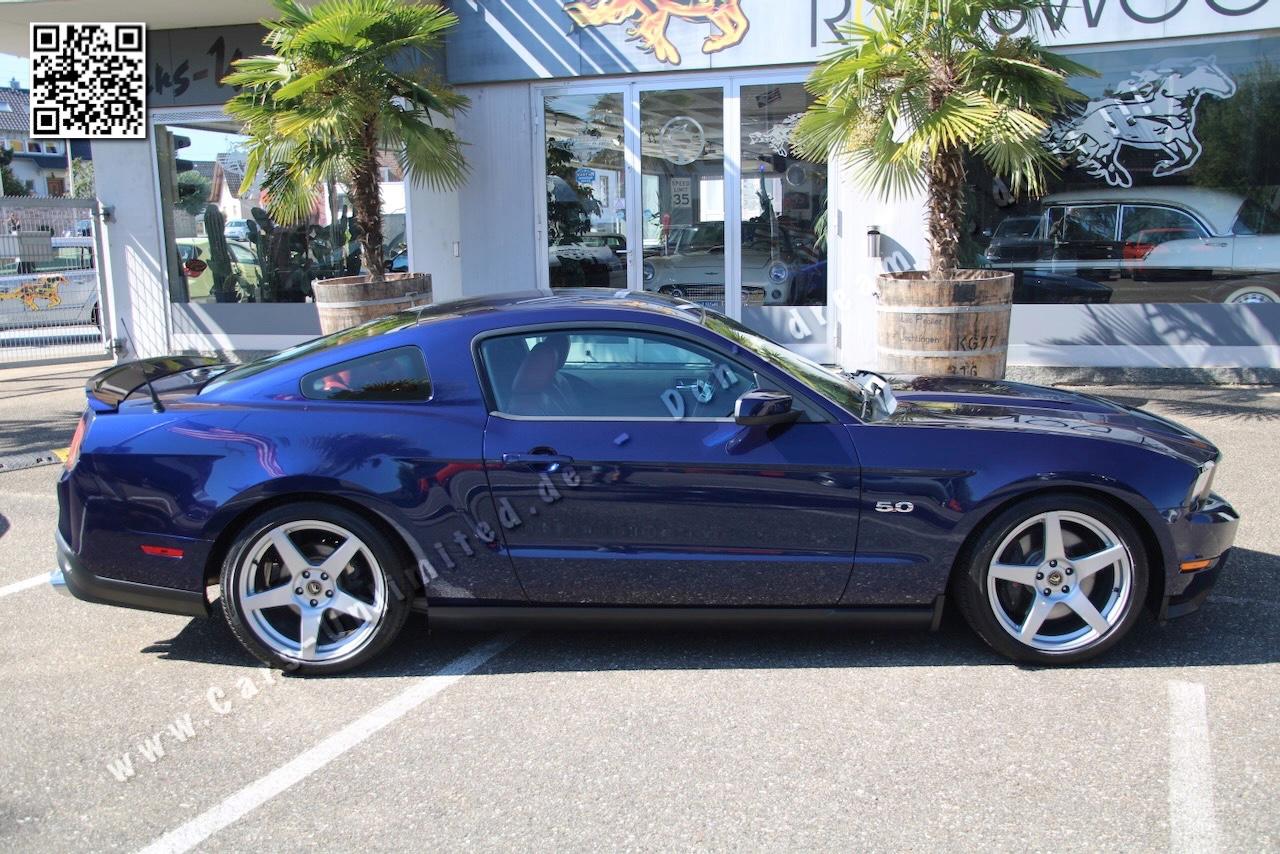 Ford Mustang GT Coupe 5.0 - wenig Laufleistung - TOP
