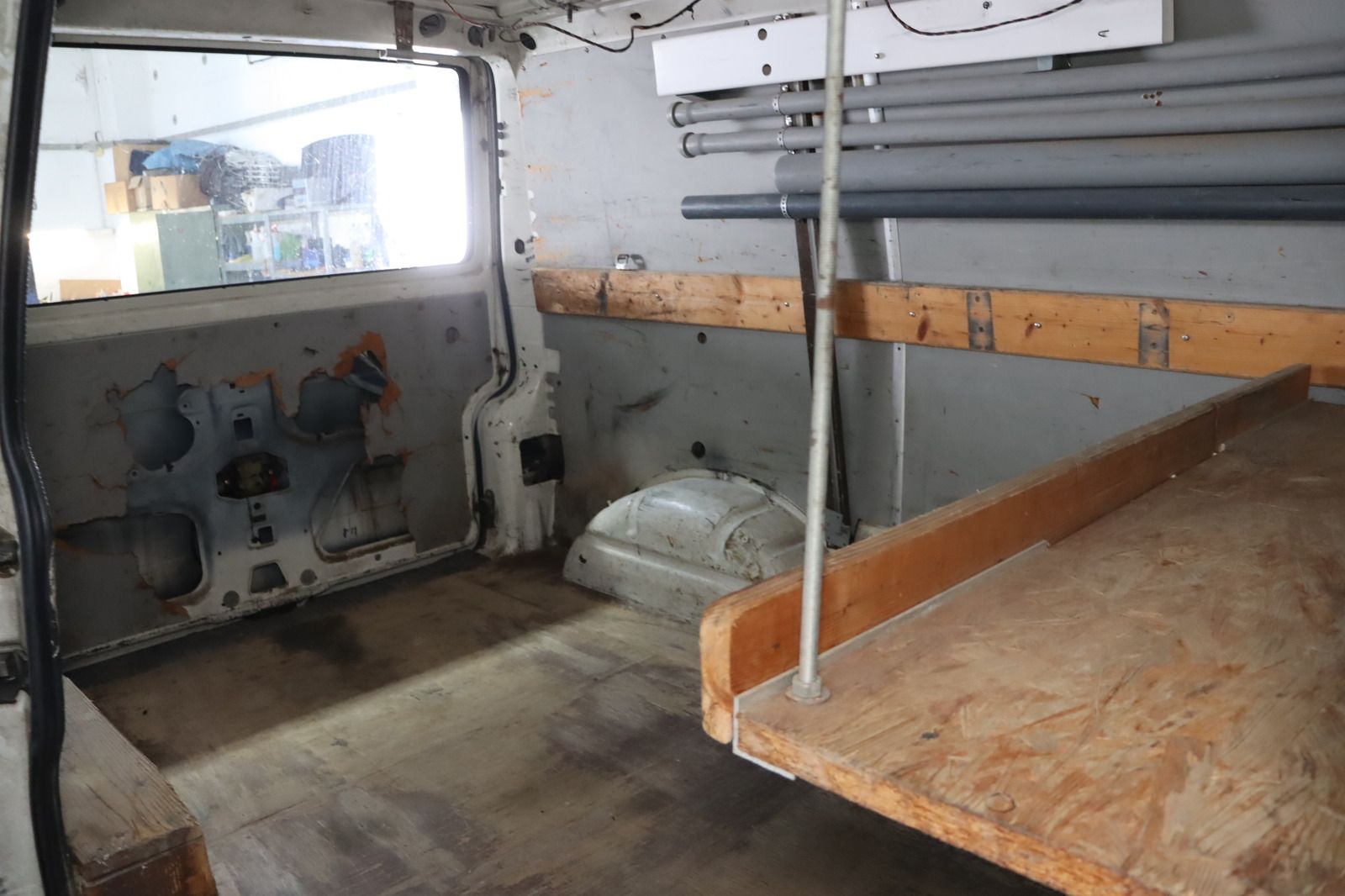 Fahrzeugabbildung Volkswagen T4 2.4 D Transporter