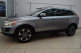 Volvo XC 60 Ocean Race AWD Autom. ~Leder~Navi~Pano - silberne Volvo XC60