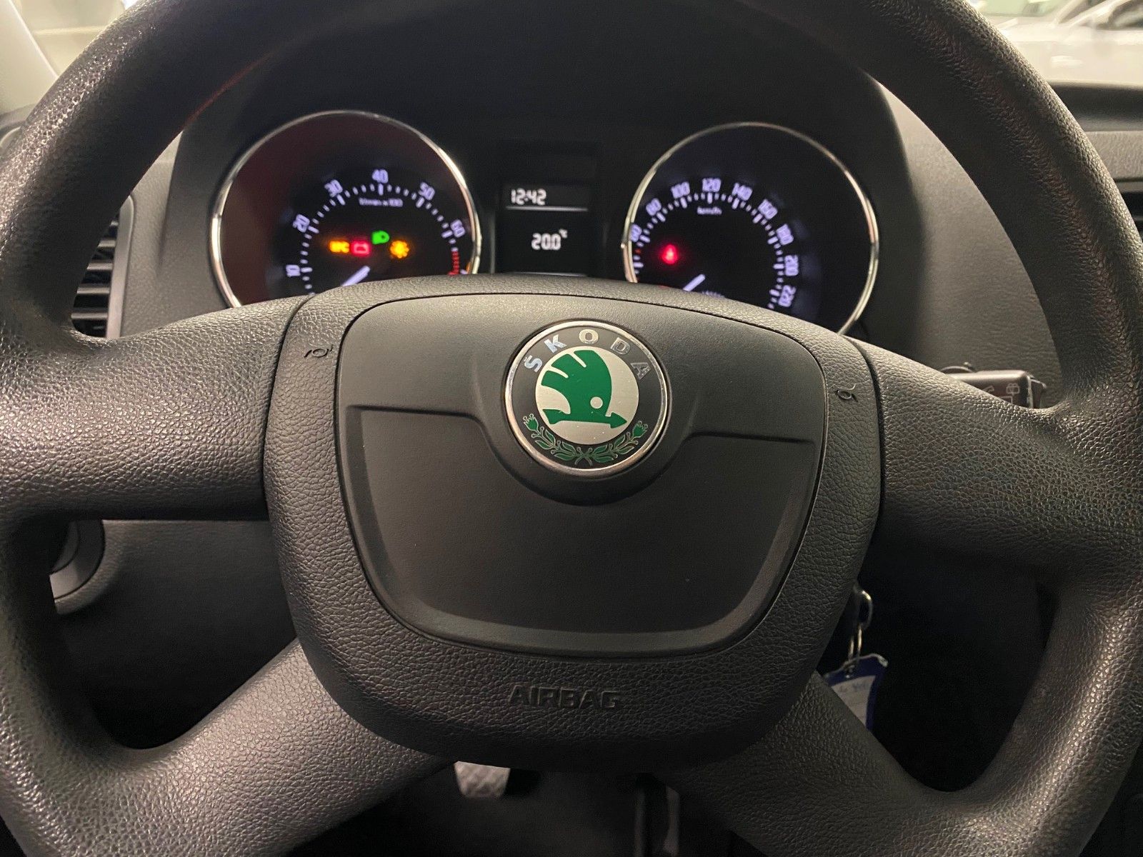 Fahrzeugabbildung SKODA Yeti 1.4 TSI+ACTIVE+KLIMA+ALLWETTER+GARANTIE+BC+