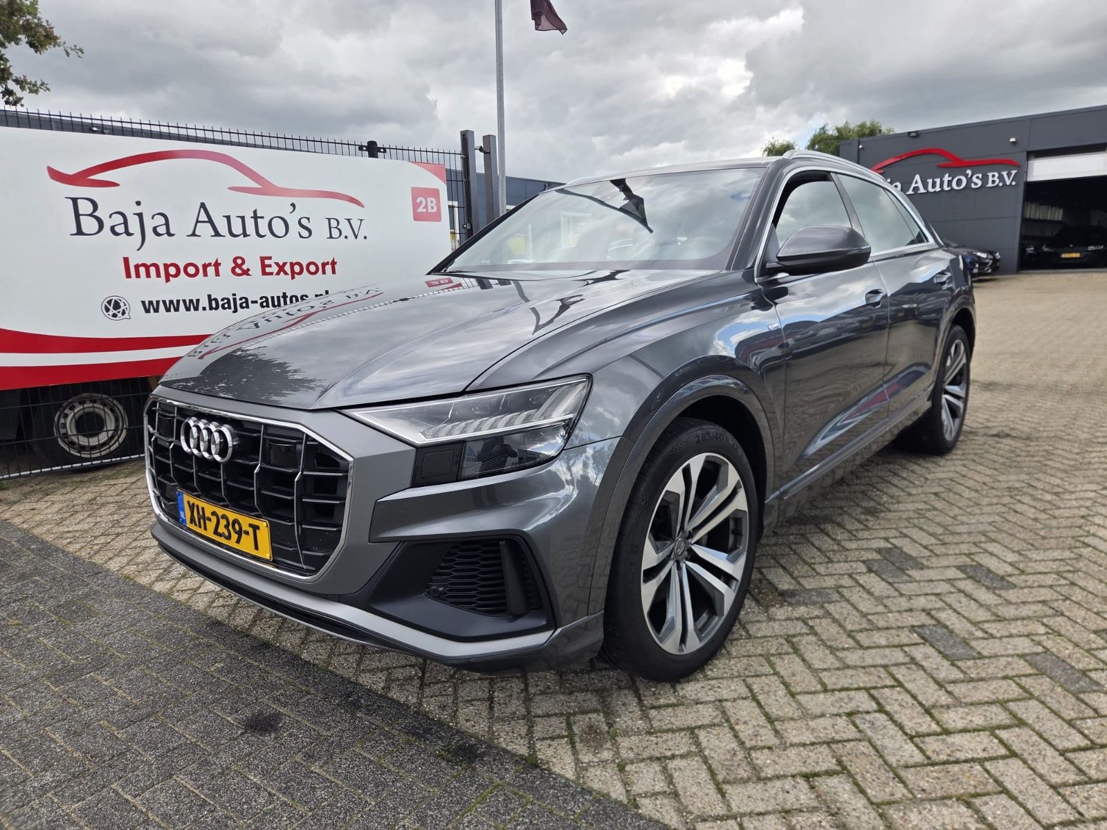 Audi Q8 50 TDI quattro *S-LINE* *PANORAMA*