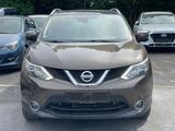 Nissan Qashqai Tekna - LEDER/OG.ALU/AHK - MOTORPROBLEM - Nissan Qashqai Unfallwagen
