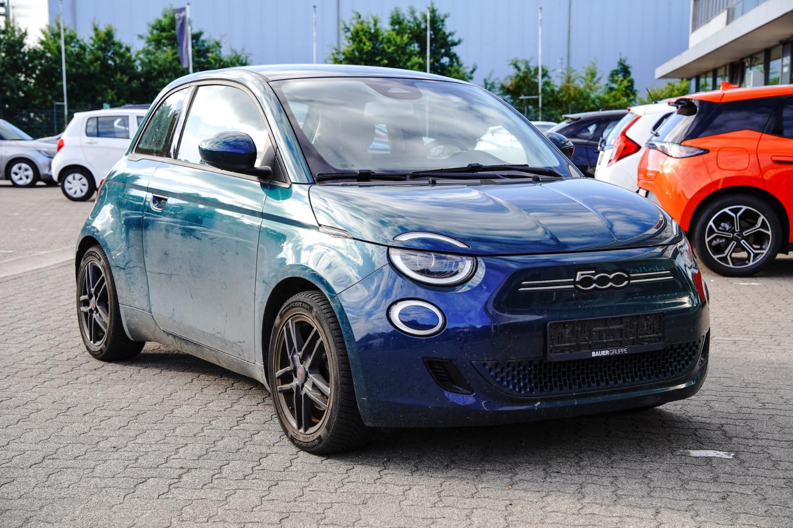 Fiat 500 Icon Limousine 42 kWh 8-Fach bereift