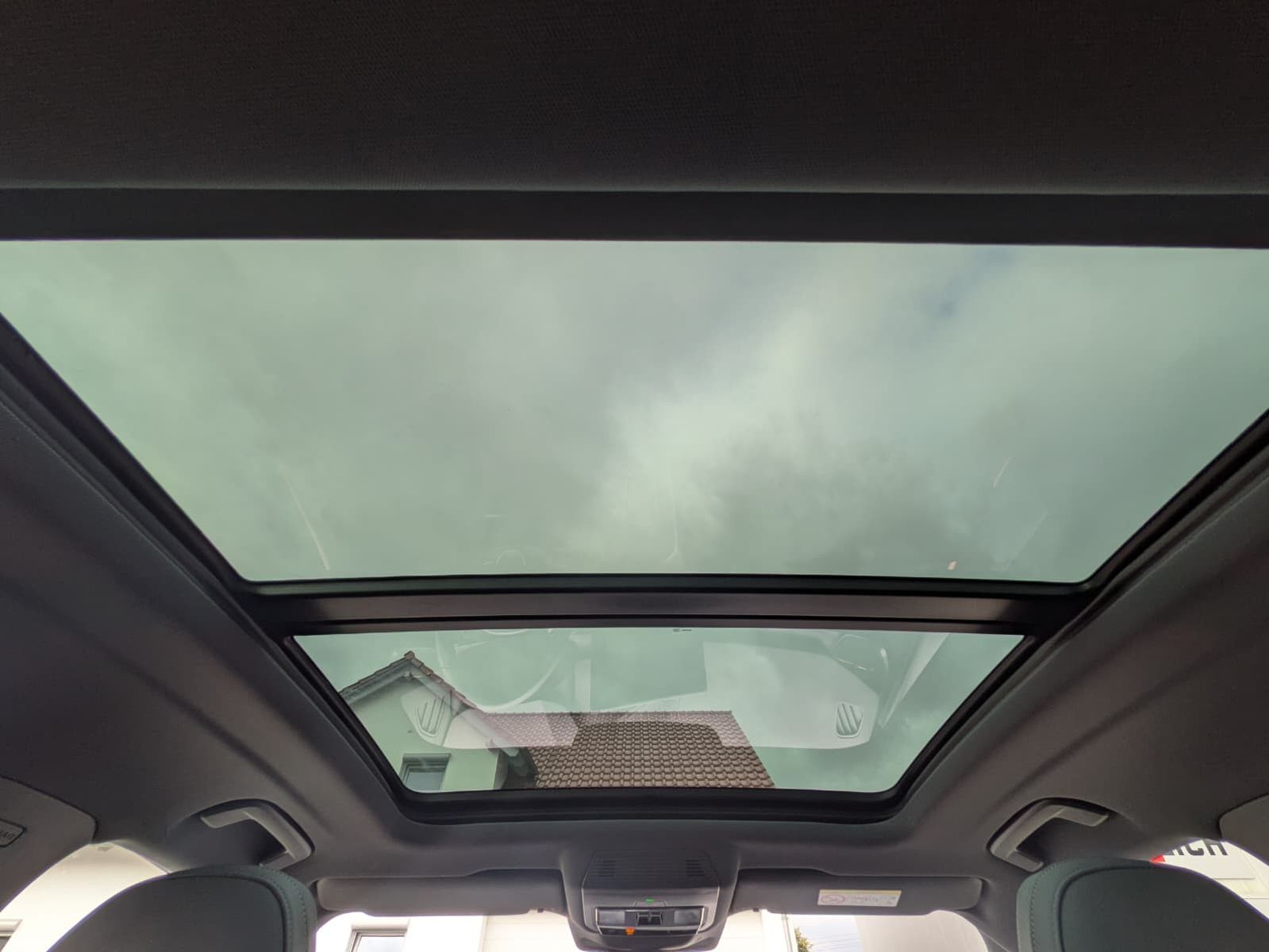 Fahrzeugabbildung CUPRA Terramar 2.0 TSI 4D VZ HUD*MATRIX*PANO*DCC*20"