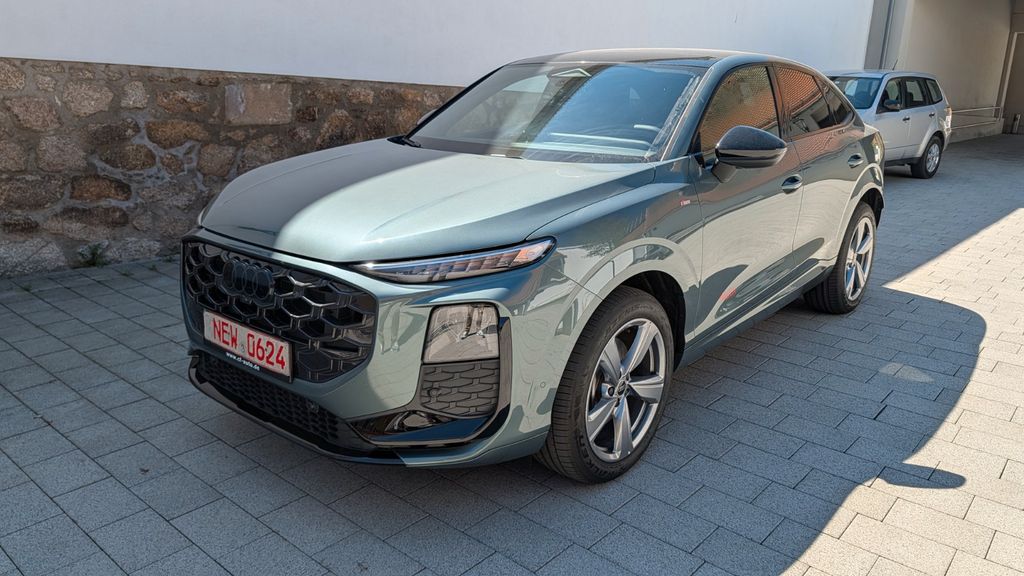 Image of Audi Q3
