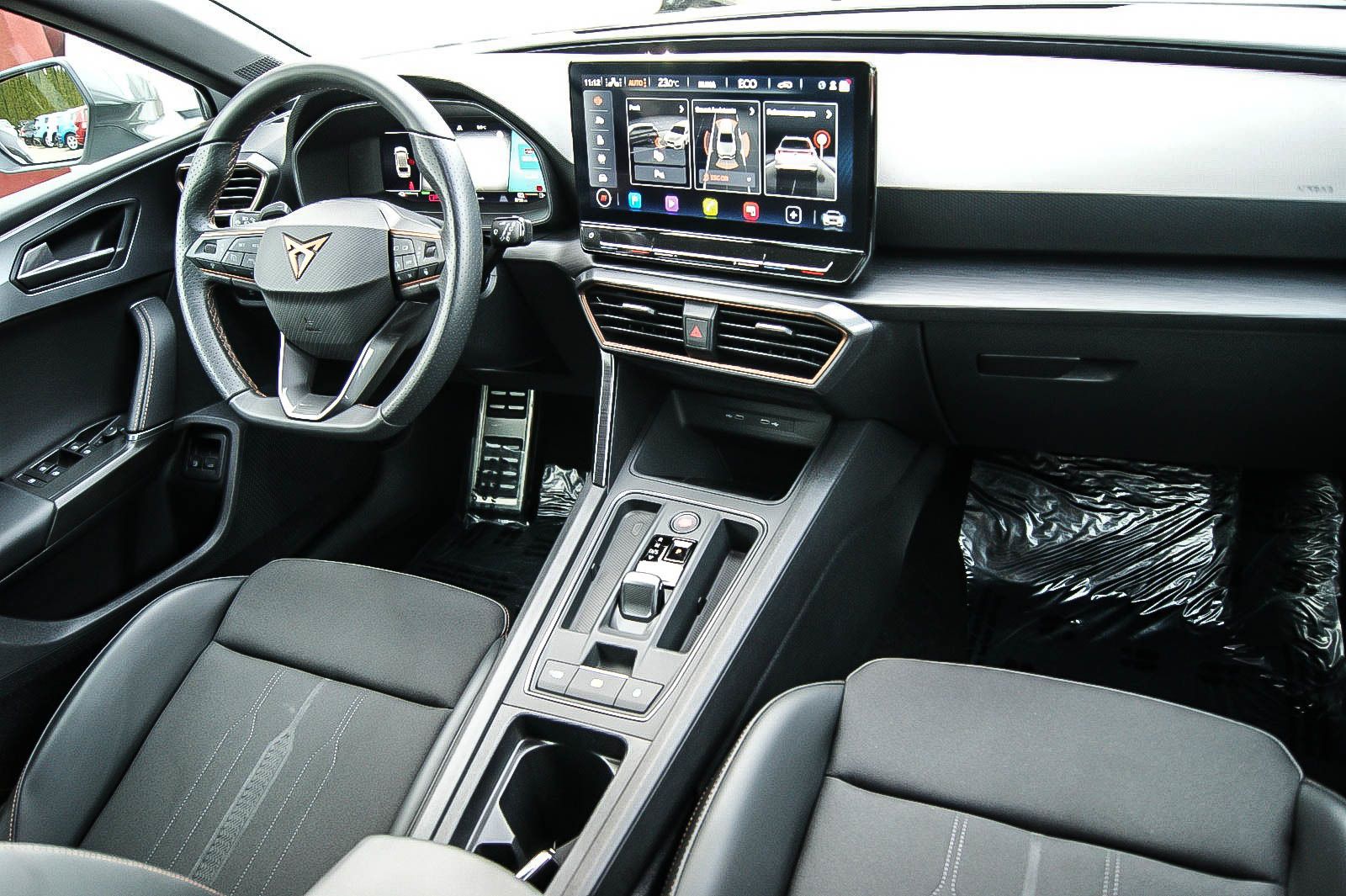 Fahrzeugabbildung CUPRA Leon Sportstourer e-HYBRID VIRTUAL ACC XL 1HAND