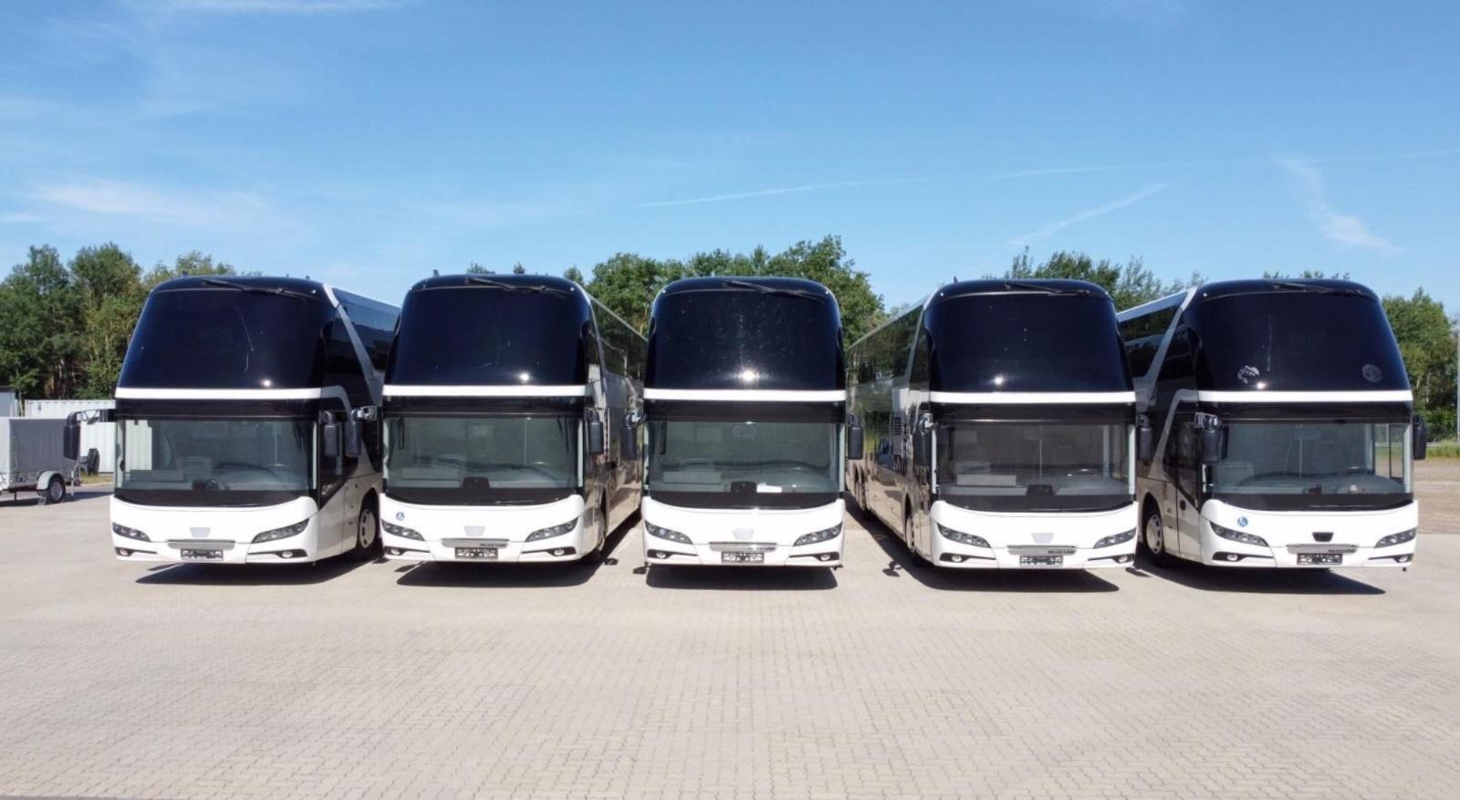 Neoplan 10x units Skyliner L / S431 S531 / 585.196 km