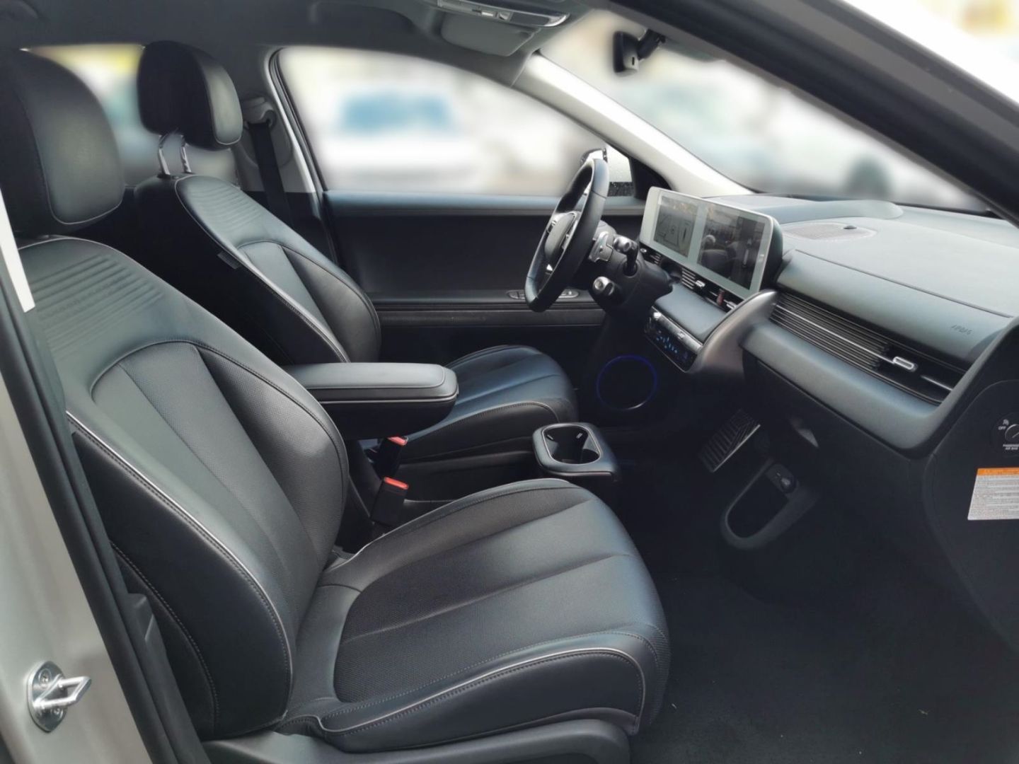 Fahrzeugabbildung Hyundai IONIQ 5 Uniq Elektro HUD Navi Digitales Cockpit