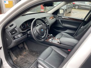BMW X3 xDrive35d Leder Navi Turboladerschaden