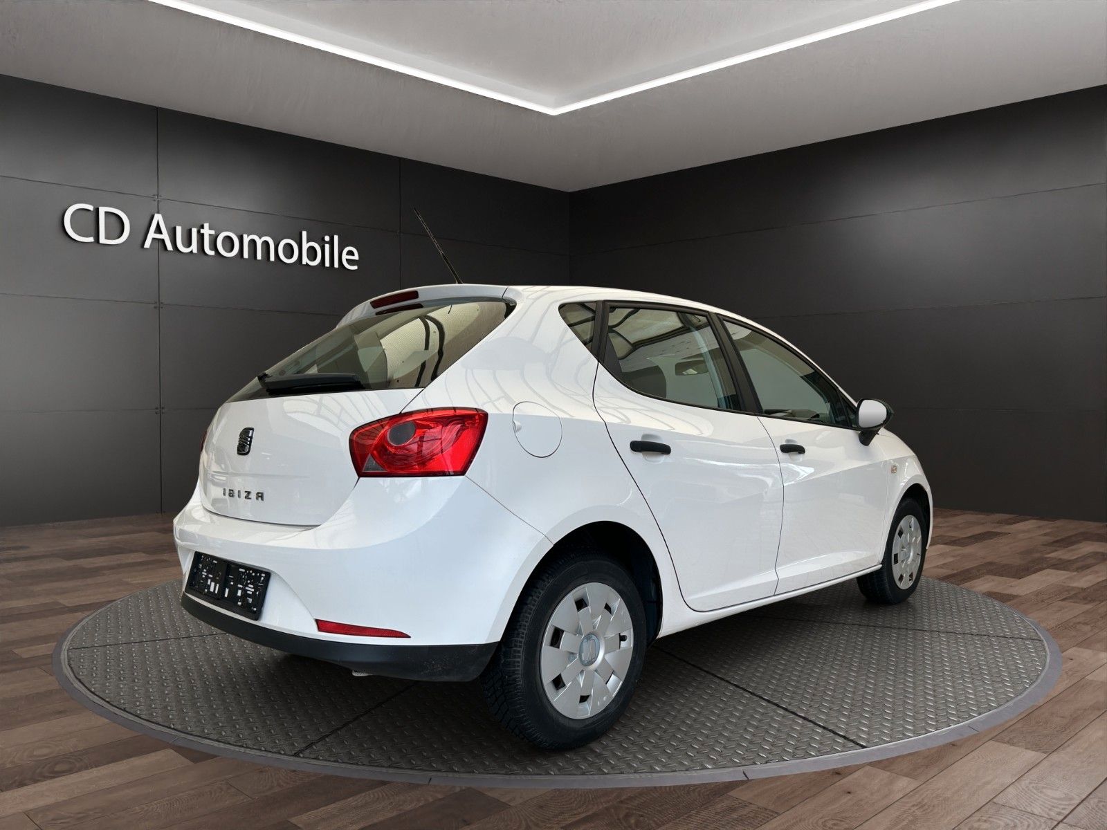 Fahrzeugabbildung SEAT Ibiza Lim. Reference/Klima/ TÜV Neu /