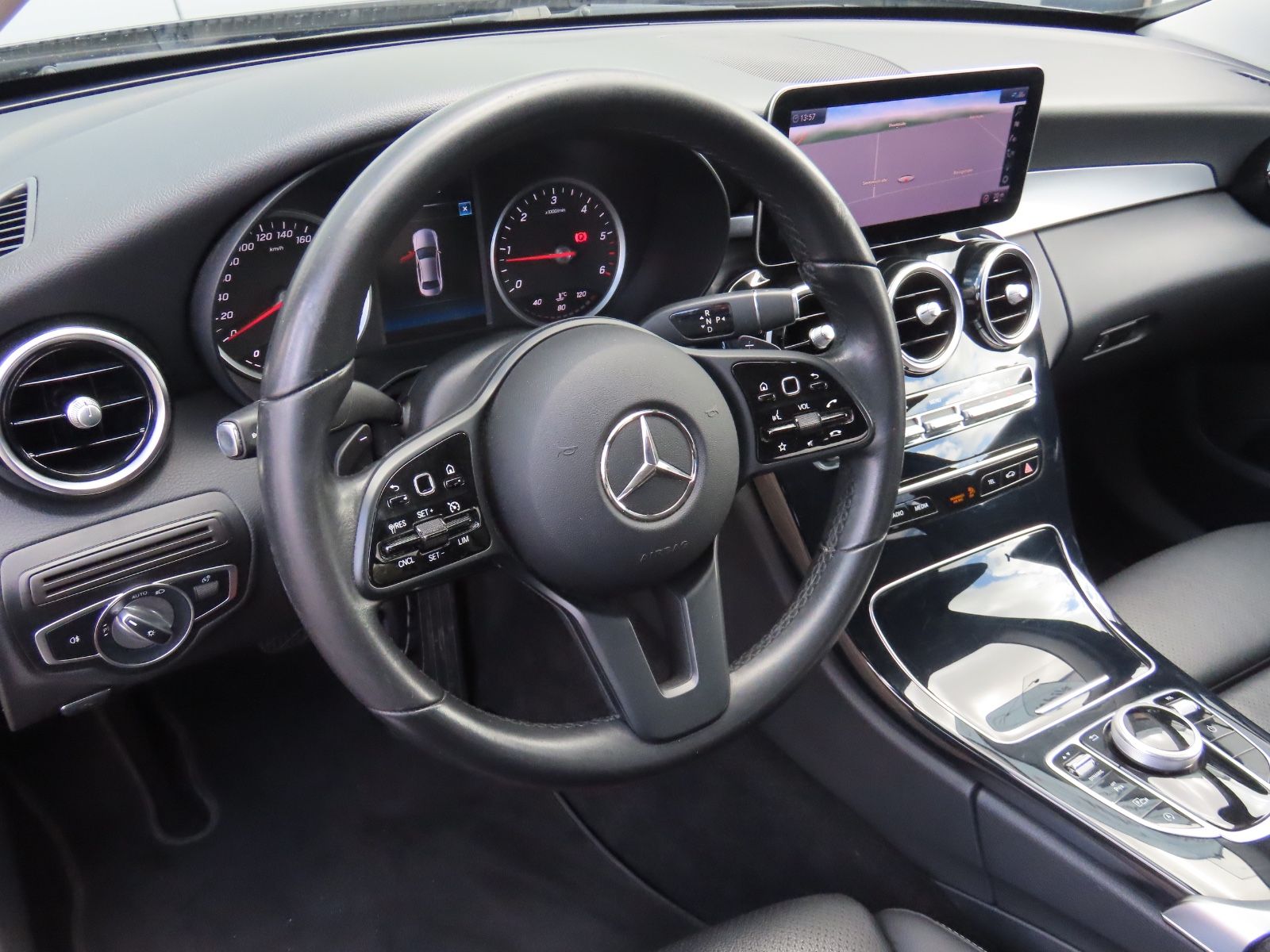 Mercedes-Benz C 220d Autom. Leder Sitzheizung Klimaauto. Navi foto 14