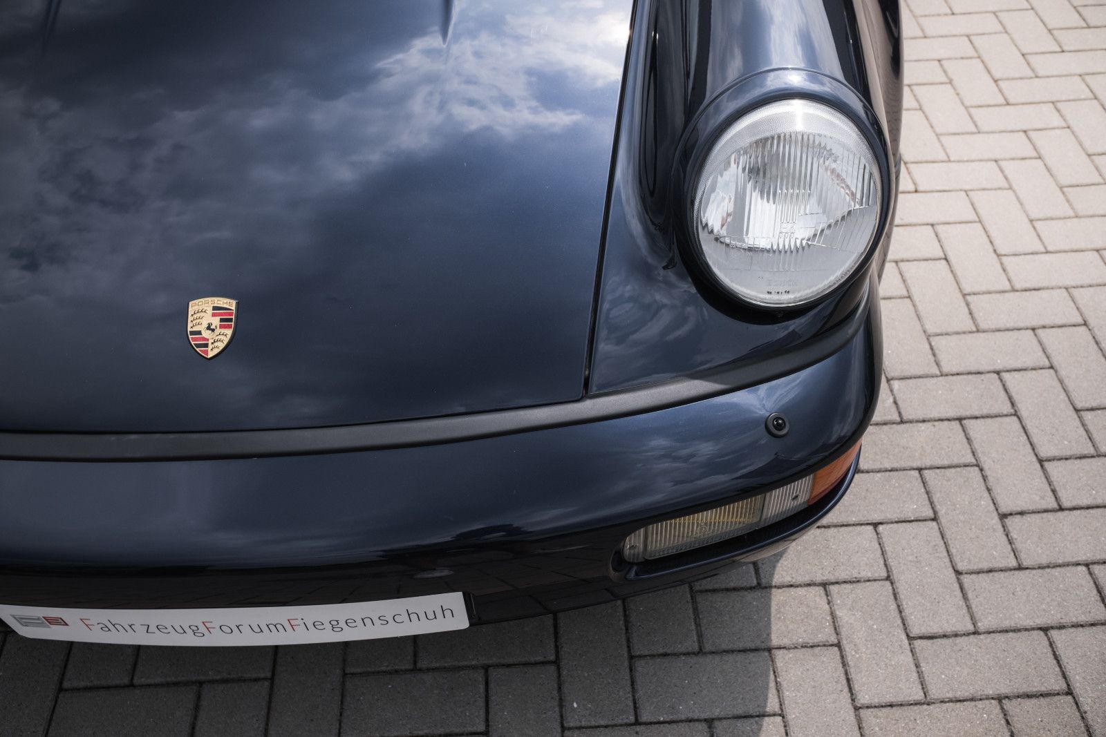 Fahrzeugabbildung Porsche 964 Turbo 3.6 - 2. Hd. - 78TKM - TRAUMAUTO!!!