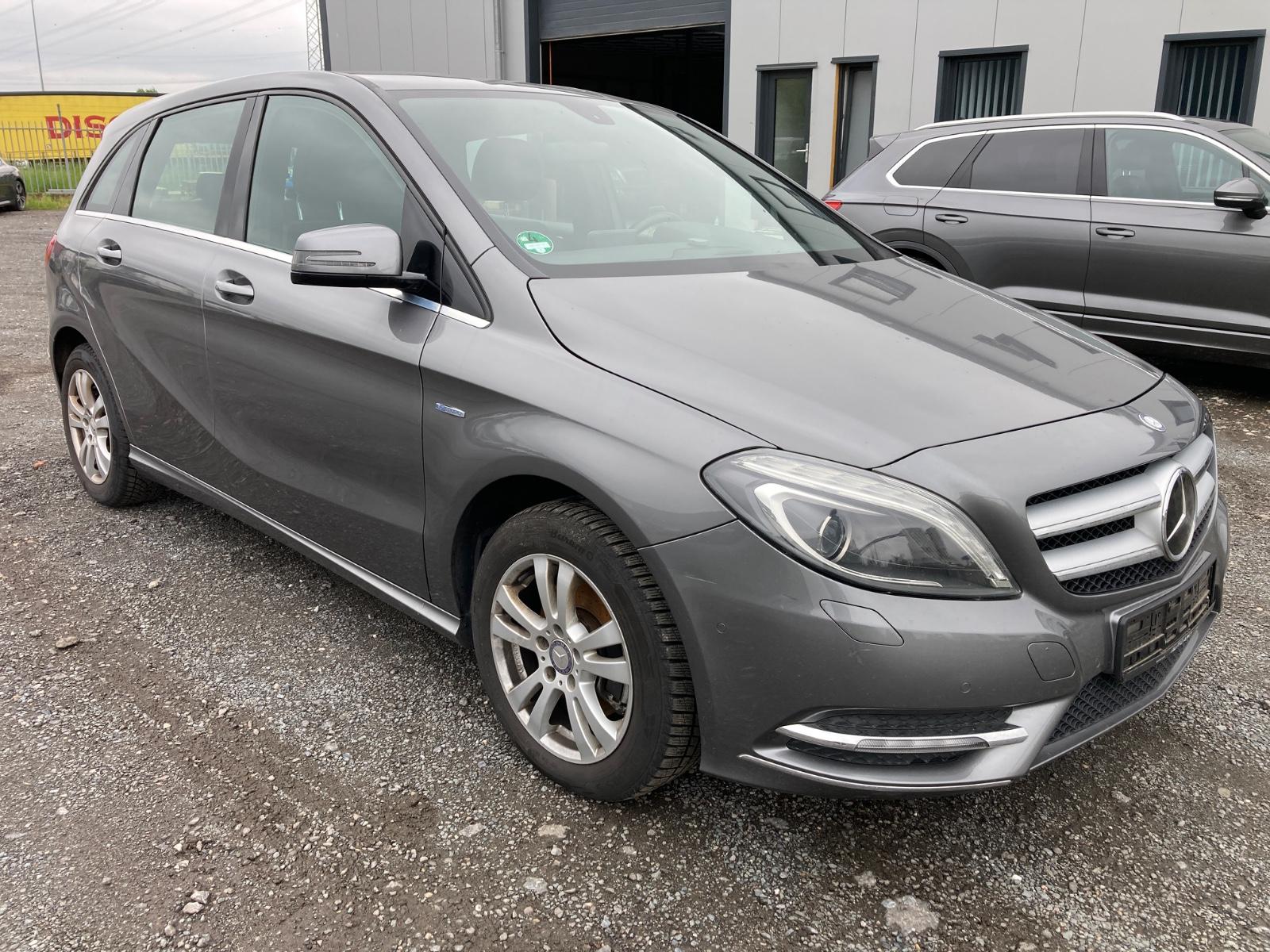 Mercedes-Benz B 180 B B 180 CDI