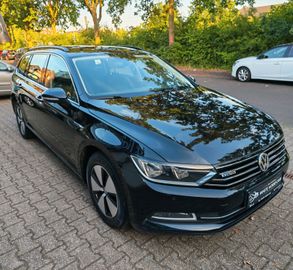 Volkswagen Passat Variant - 8
