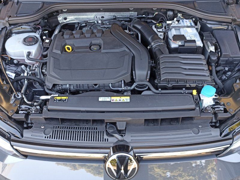 Fahrzeugansicht 20 Fahrzeugabbildung Volkswagen Golf VIII 1.5 eTSI Style DSG MATRIX-LED+KAMERA+
