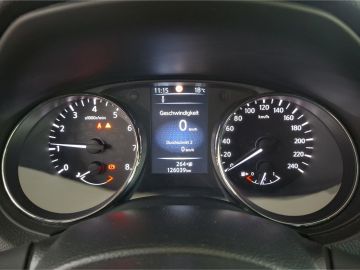 Nissan Qashqai Tekna 1.6 °LED°AHK°Pano°Kamera°SHZ°BF°